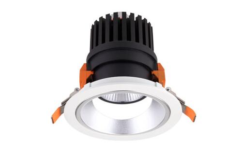 ���ܼҾ����������������ߣ�����������