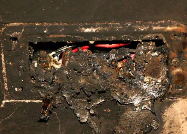 ����������𣿣���������������ʲôԵ��ԭ����ɵģ�